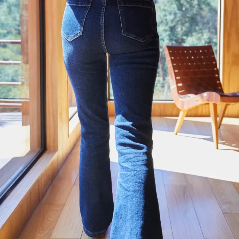 NWT Outerknown Paramour Flare SEA Jeans 24
